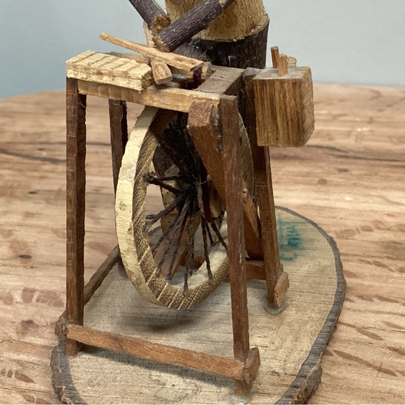 Vintage - Wood Carving signed by Otoniel - Est. @ 40 to 50 years old - Rare - Picture 12 of 12